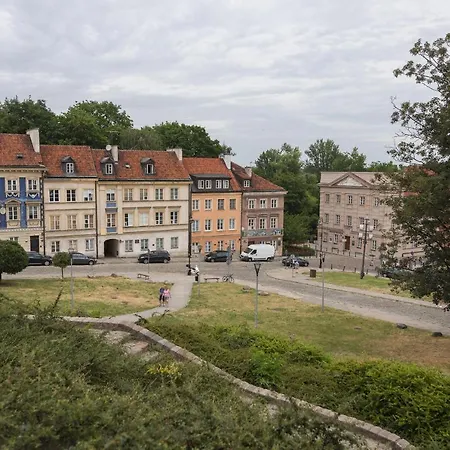 Old Town Square Black & White Studio Appartement *